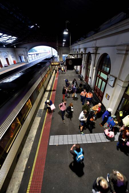V/Line report damning for commuters