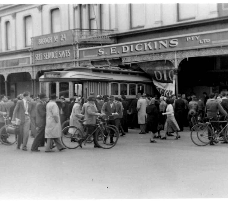 A tram ploughs into Dickins' store. Date unknown. Picture: The Gold Museum, Sovereign Hill