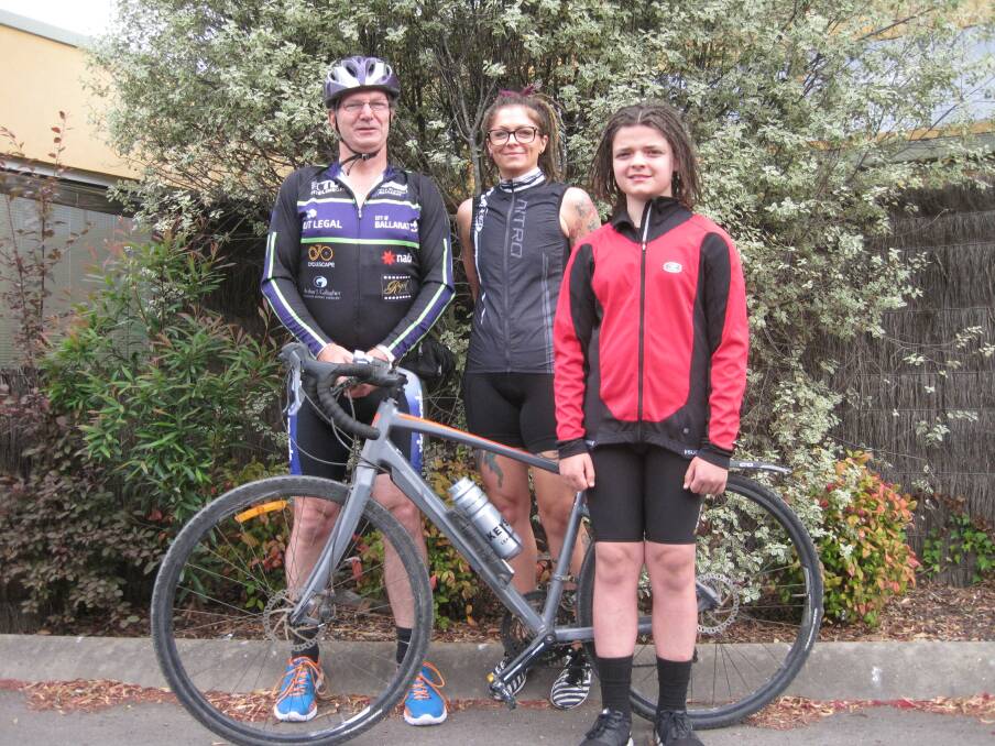 Allan Carter, Megan Latchford and Jayk Latchford ahead of this year's Great Victorian Bike Race.