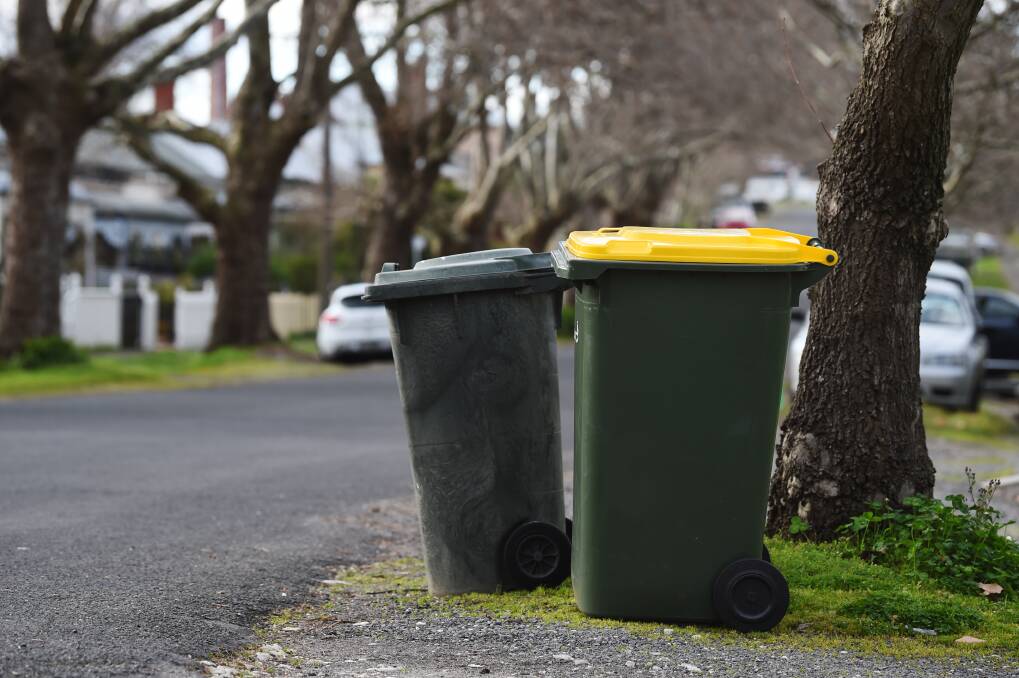 Our household waste system could change under guidance of a circular economy policy. Perhaps we will have a fourth bin? Click on the picture to read more. 