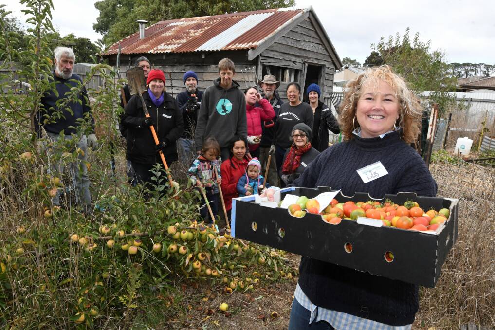 COMMUNITY: Ballarat Permablitz organiser Liz O'Dwyer held a backyard makeover at her house in Ballan in March, teaching principles of sustainable living. Picture: Lachlan Bence 