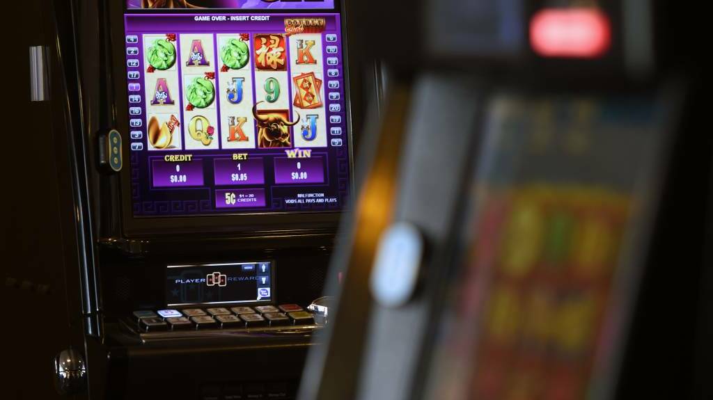 Poker machine venue closures an opportunity for gamblers to seek help