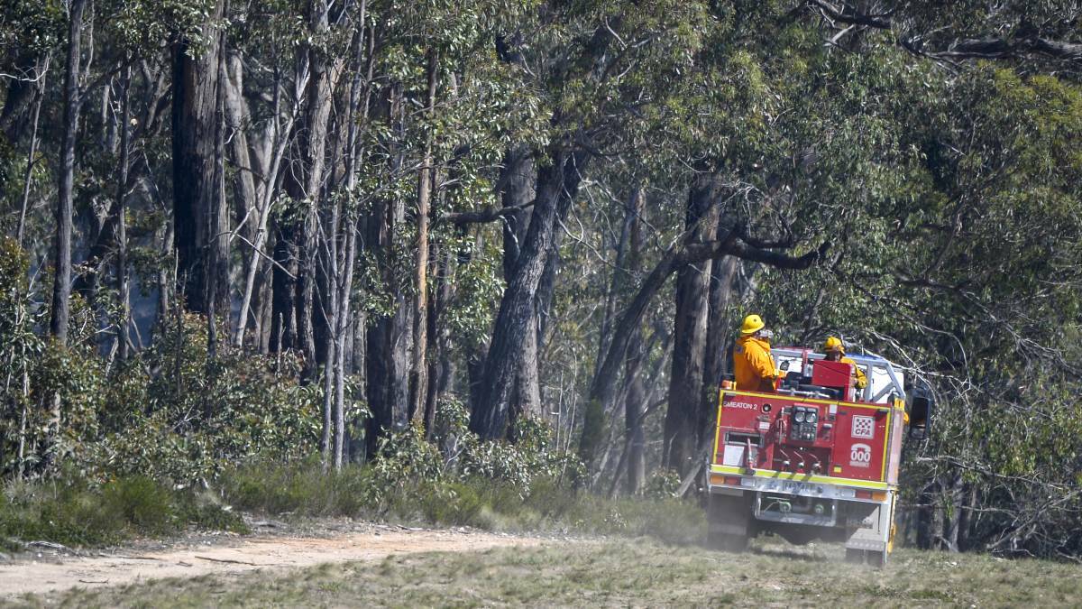Former firefighter who caused bushfire with car arson sentenced