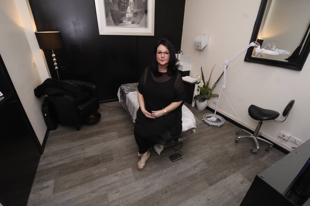 CLOSED: Jasmine Beauty Therapy owner Wendy Spicer shut her business on Monday to ensure the health and safety of staff and clients. Picture: Lachlan Bence 