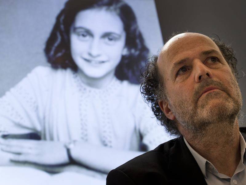Dutch researchers including Ronald Leopold have reproduced two hidden pages from Anne Frank's diary.