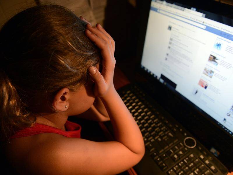 Teen girls who spend a lot of time on social media are more likely to experience depression.