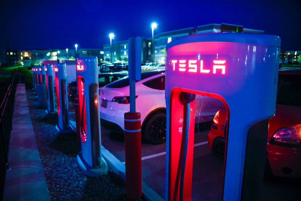 Tesla preparing to launch its largest Supercharger site in the world