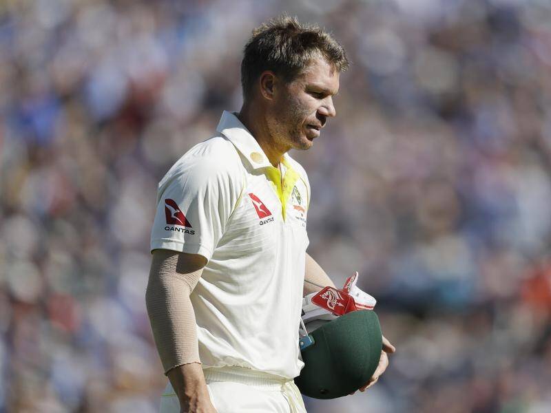 Australian opener David Warner's lean Ashes series has continued in the fifth Test at The Oval.