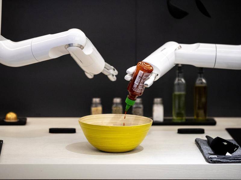 Robot chefs are being taught to analyse the flavourings and texture of a dish.
