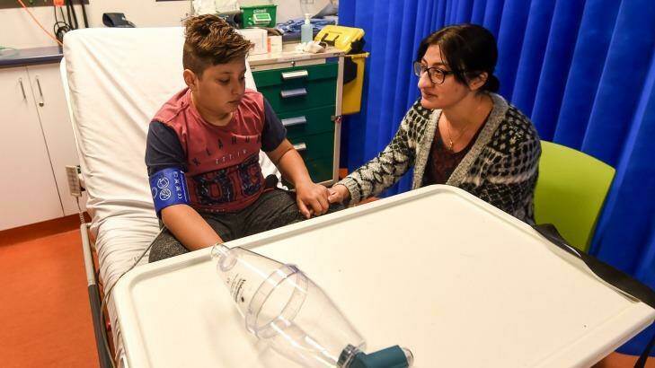 Victims of the thunderstorm asthma epidemic inundated hospitals across Melbourne last month. Photo: Justin McManus.