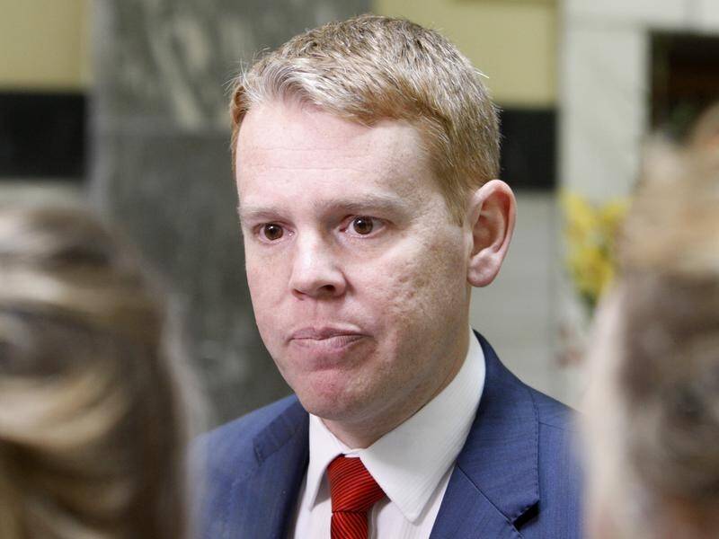 NZ COVID-19 Minister Chris Hipkins announces a pause in the quarantine-free bubble with NSW.