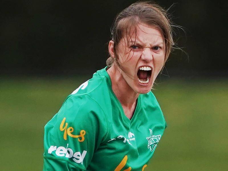 Ex-Australia leg-spinner Krsten Beams has announced her cricket retirement.