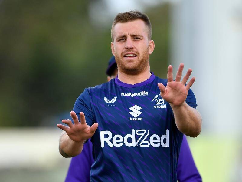 Cameron Munster has made an unexpected early return to Melbourne headquarters.