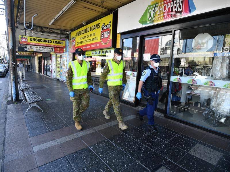 Some refugees and asylum seekers didn't know what was going on with the COVID-19 compliance patrols. (Joel Carrett/AAP PHOTOS)