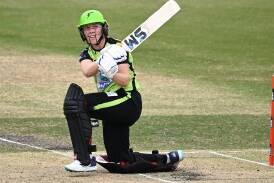 Sydney Thunder captain Heather Knight is confident her side's fortunes will improve in Perth. (Joel Carrett/AAP PHOTOS)