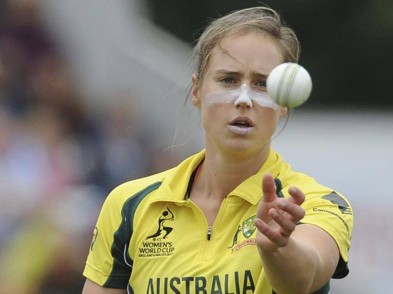 Australia's Ellyse Perry has re-injured her hamstring and is out of the series against New Zealand.