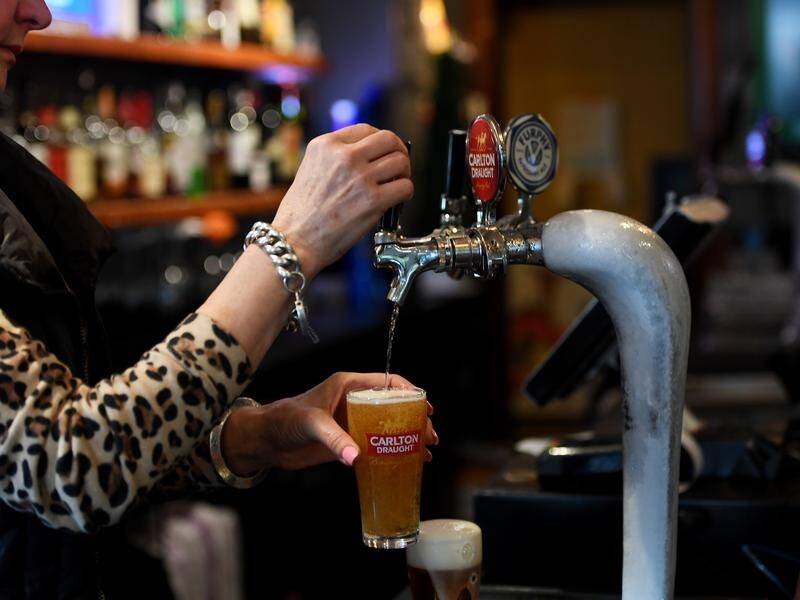A northern NSW pub will lose a week's business after repeatedly breaching coronavirus restrictions.