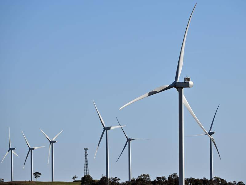 A state-federal scheme will have renewables replace more energy from coal-fired power plans. (Mick Tsikas/AAP PHOTOS)
