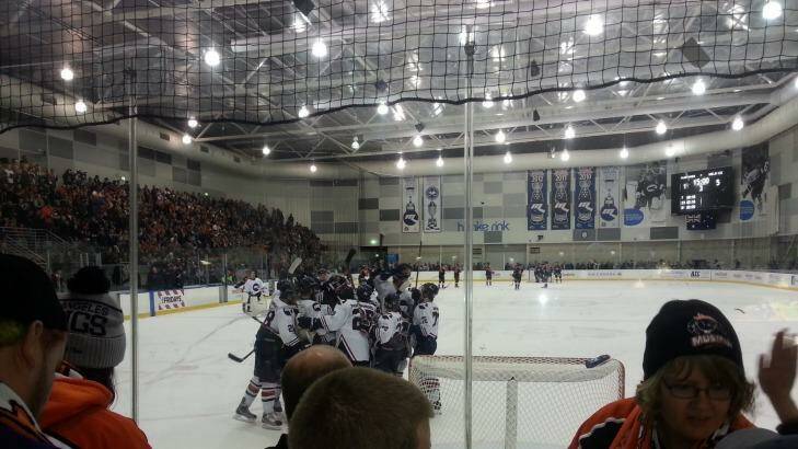 Melbourne Ice celebrates its 5-1 derby victory over the Mustangs. Photo: Will Brodie