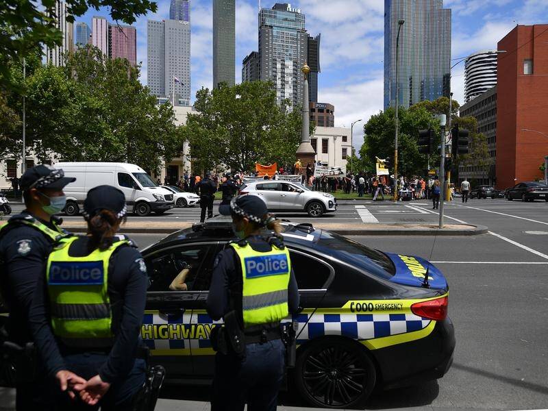 The report found growing extremism in Victoria posed a threat to vulnerable groups. (Joel Carrett/AAP PHOTOS)