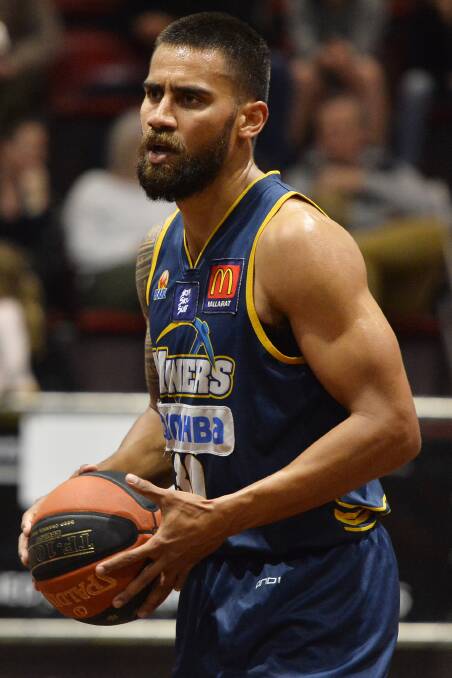INFLUENTIAL: Josh Fox had a massive game against Nunawading on Sunday making a double-double of 32 points and 17 rebounds, and shooting at 100 per cent efficiency from the free throw line. Picture: Dylan Burns