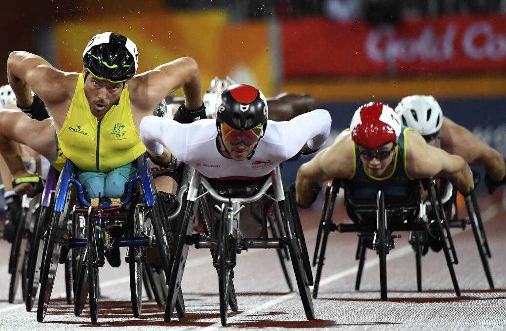 Kurt Fearnley, Alexandre Dupont and Sam Rizzo competing in the final. Picture: AAP Image/Dean Lewins