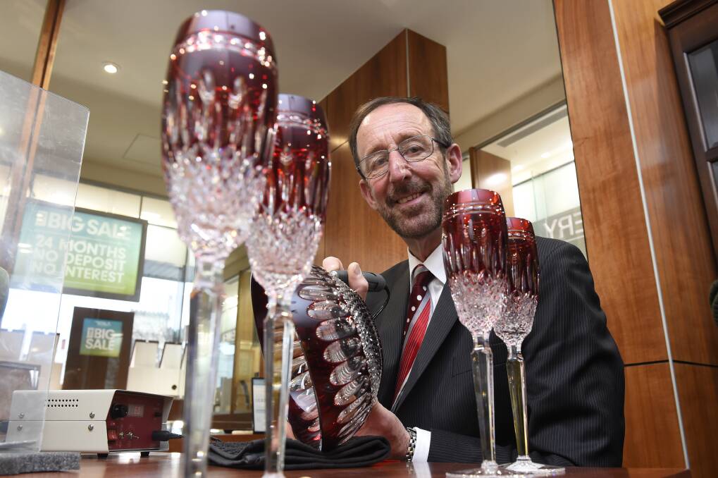 In town: Crystal sculptor Fred Curtis visited Ballarat this week. PICTURE: JUSTIN WHITELOCK