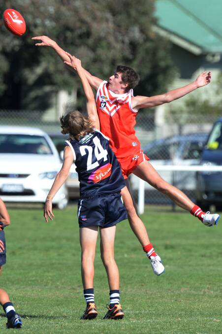 V/LINE UNDER-15 SCHOOLBOY FOOTBALL CHAMPIONSHIPS - div 1 - round 1 - Ballarat v Geelong. Max Witherden (Geelong) and Robert Corden-McKinley (Ballarat). PIC: KATE HEALY