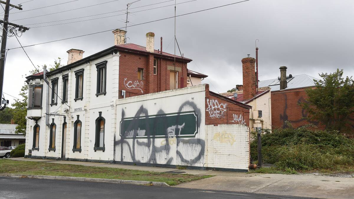 The British Hotel in Creswick has recently been vandalised with graffiti. PICTURE: JUSTIN WHITELOCK
