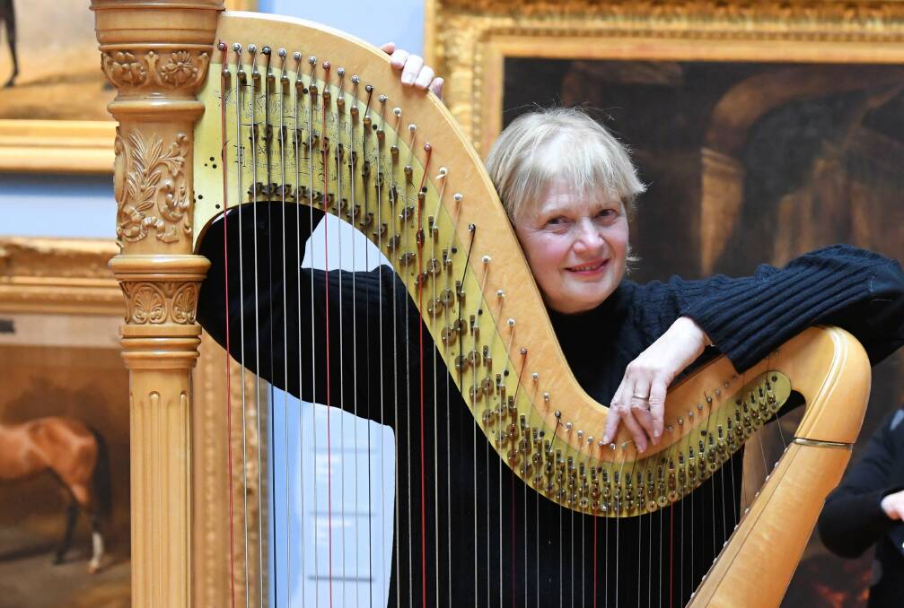 Renowned Italian harpist Elisabetta Ghebbioni 