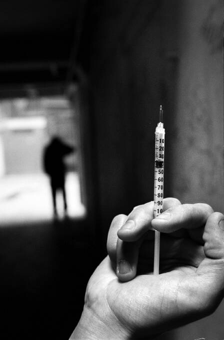 Making clean needles available for addicts is one way of minimising harm and getting help for them, health experts argue.