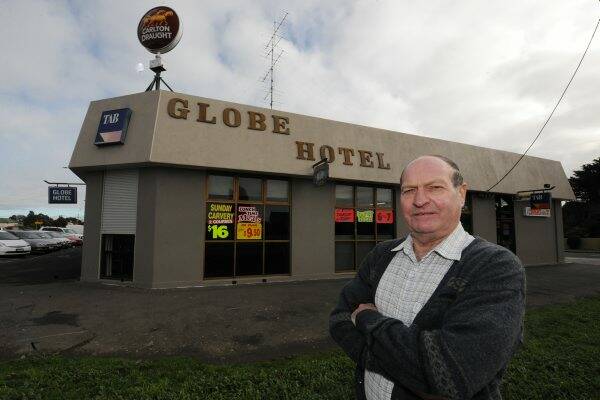 ANGERED: Globe Hotel owner Les Frost is angry about the latest in a string of break-ins to his Sebastopol pub yesterday. Picture:  Lachlan Bence