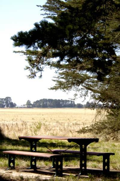 A picnic table at Lake Learmonth stands where a district attraction no longer exists.