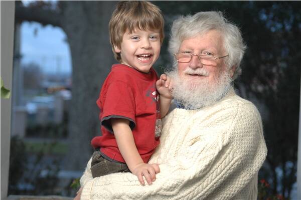 Rob Olsten with his grandson Oliver Hearnshaw, 3. Photo by Zhenshi Van der Klooster.