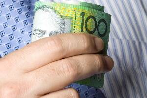 Elderly Ballarat man duped of $70k
