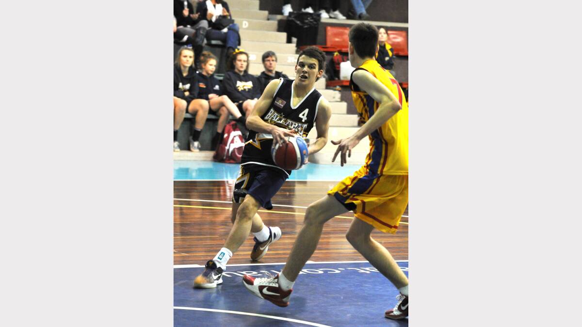 Junior Basketball Tournament.under-16A boys - Ballarat Blue v Werribee. Ballarat  Bailey Guinea. PICTURE LACHLAN BENCE 