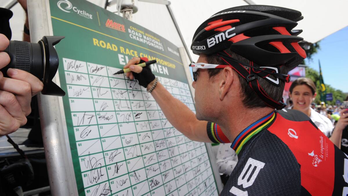 The Buninyong King of the Mountain Road Nationals. Cadel Evans signs in PICTURE: JUSTIN WHITELOCK 