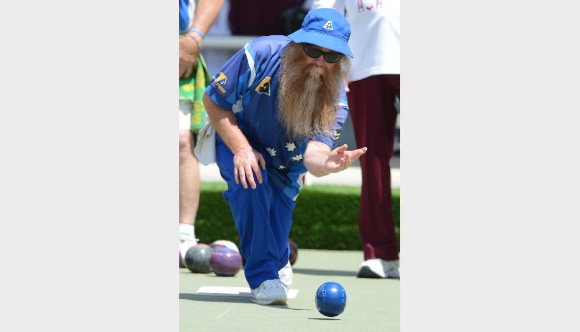 LAWN BOWLS - DIV 1 - BMS (in maroon and White) V BALLARAT EAST (in blue) Mick Brown, Ballarat East