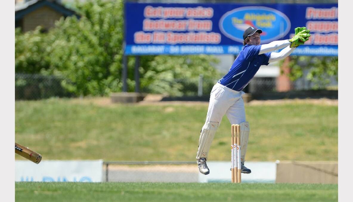 VCCL U21 KNOCK CUP - CENTRAL HIGHLANDS V BARWON at Eastern Oval. Liam McGuane - Barwon wicket keeper just misses a runout attempt on Central Highlands' Nick Baird. PICTURE: ADAM TRAFFORD. 