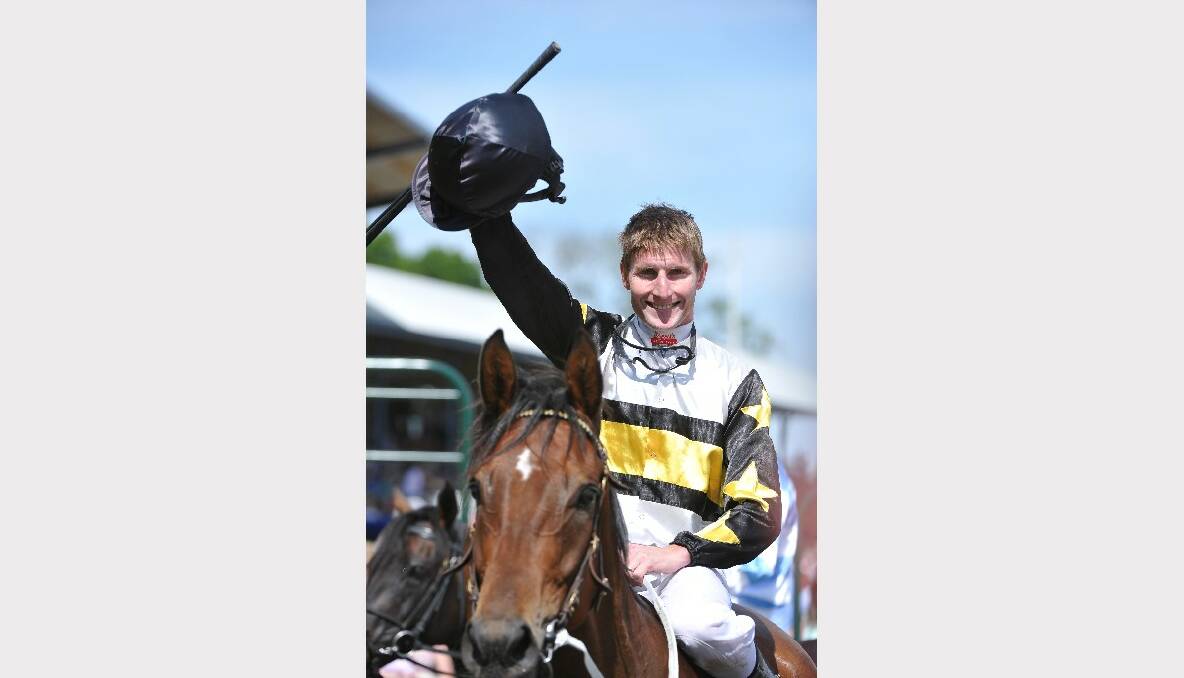 RACE 8 - Sportsbet.com.au Ballarat Cup Winner King Diamond Jockey Brad Rawiller PICTURE: LACHLAN BENCE.