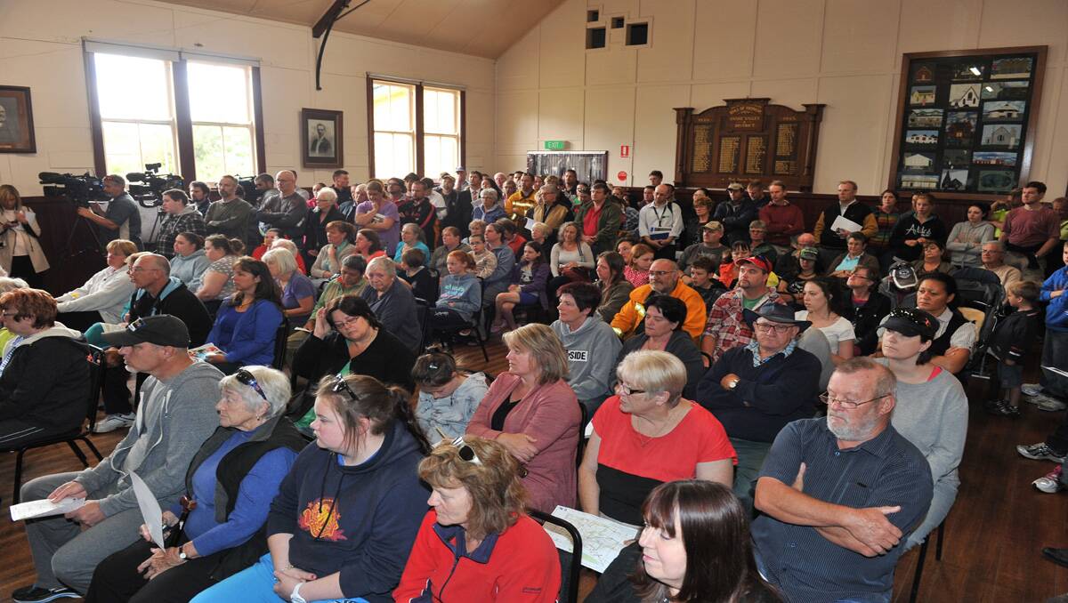 The community has gathered in Snake Valley this morning to regroup after yesterday's fire. PICTURE: LACHLAN BENCE.