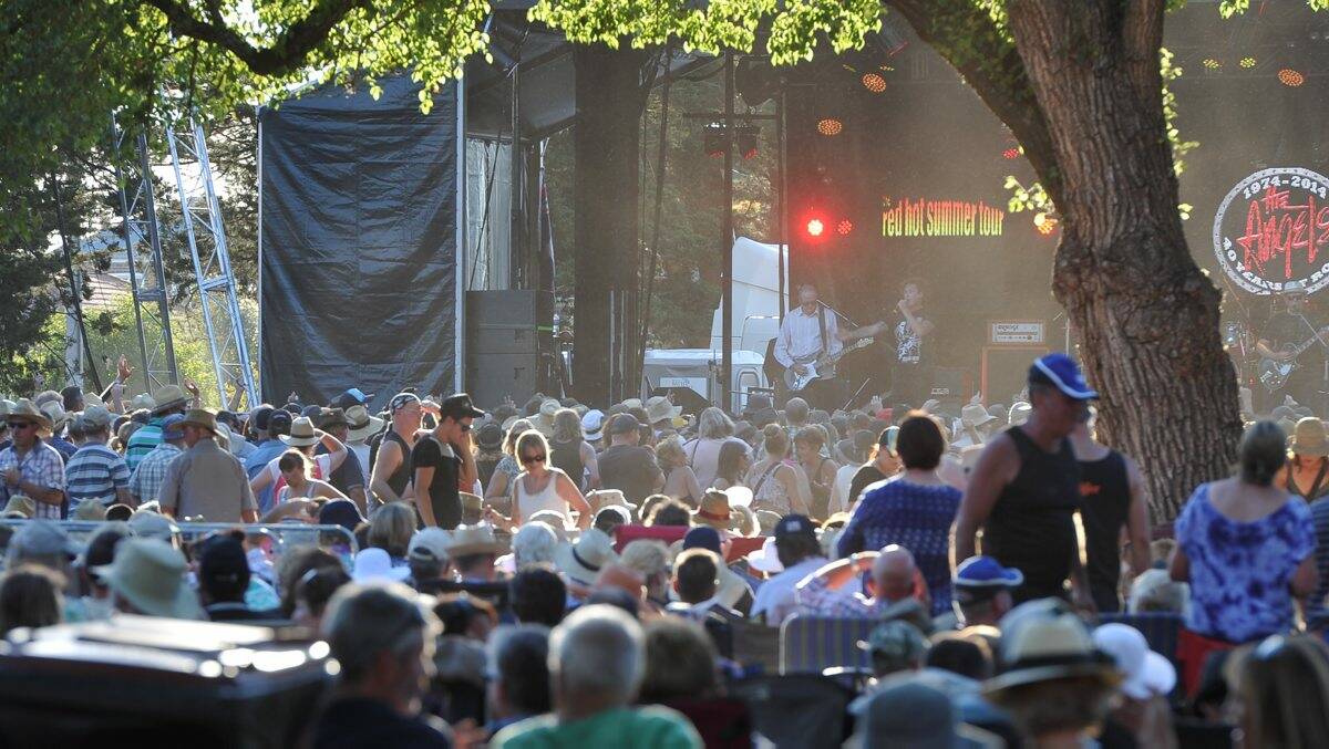 Large crowds at the Red Hot SUmmer Tour. PIC: Lachlan Bence