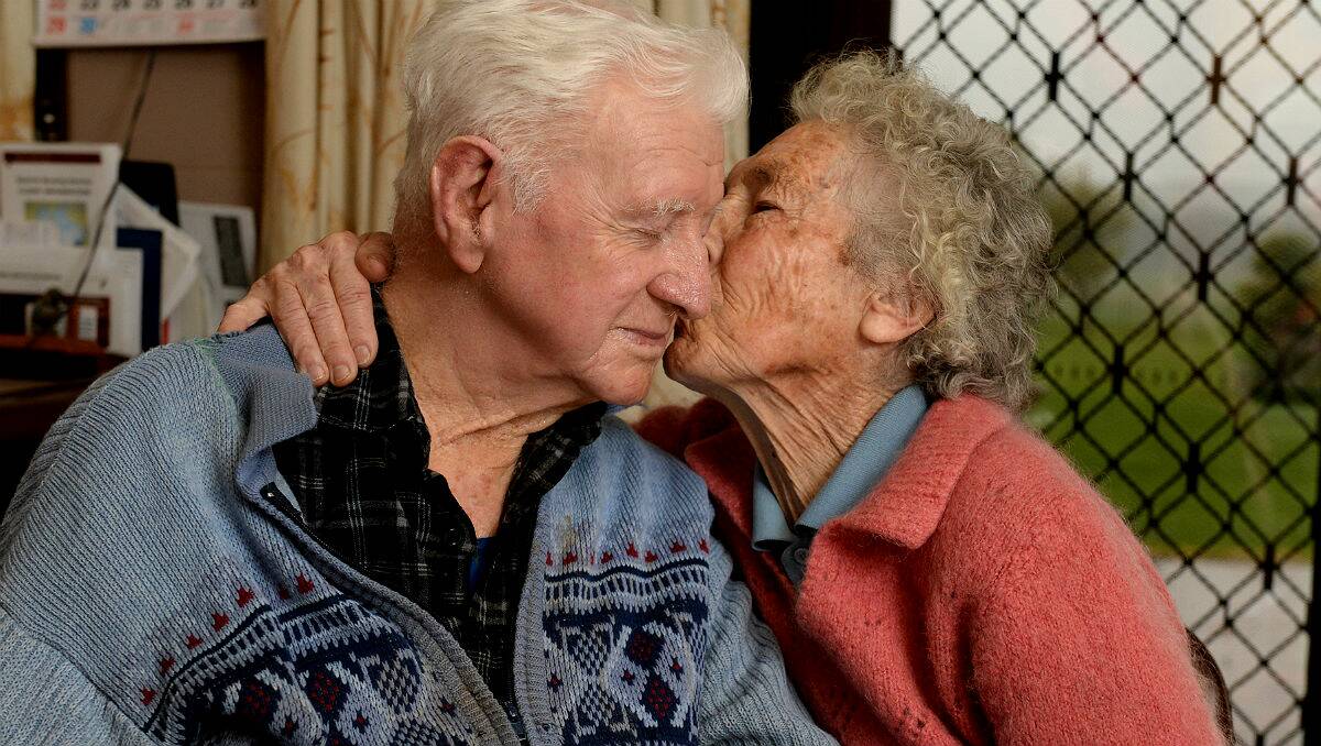 Jack and Netta Mobbs, who are about to celebrate their 70th wedding anniversary. PICTURE: KATE HEALY