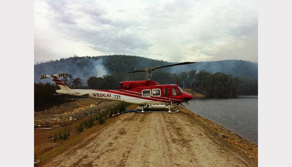  Fighting the Forcett Fire from the sky. PHOTO: WAYNE RIGG. 