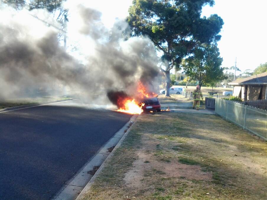 Car fire on Paling St. PHOTO: Darren Exon.