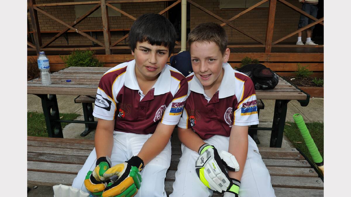 UNDER-14 BLUE Brown Hill v Golden Point. Brown Hill's Michael McQuillan and Devon Orr. PICTURE: LACHLAN BENCE