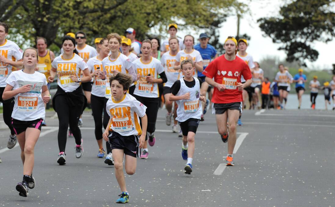 Participants striding out in Run Ballarat 2013.
